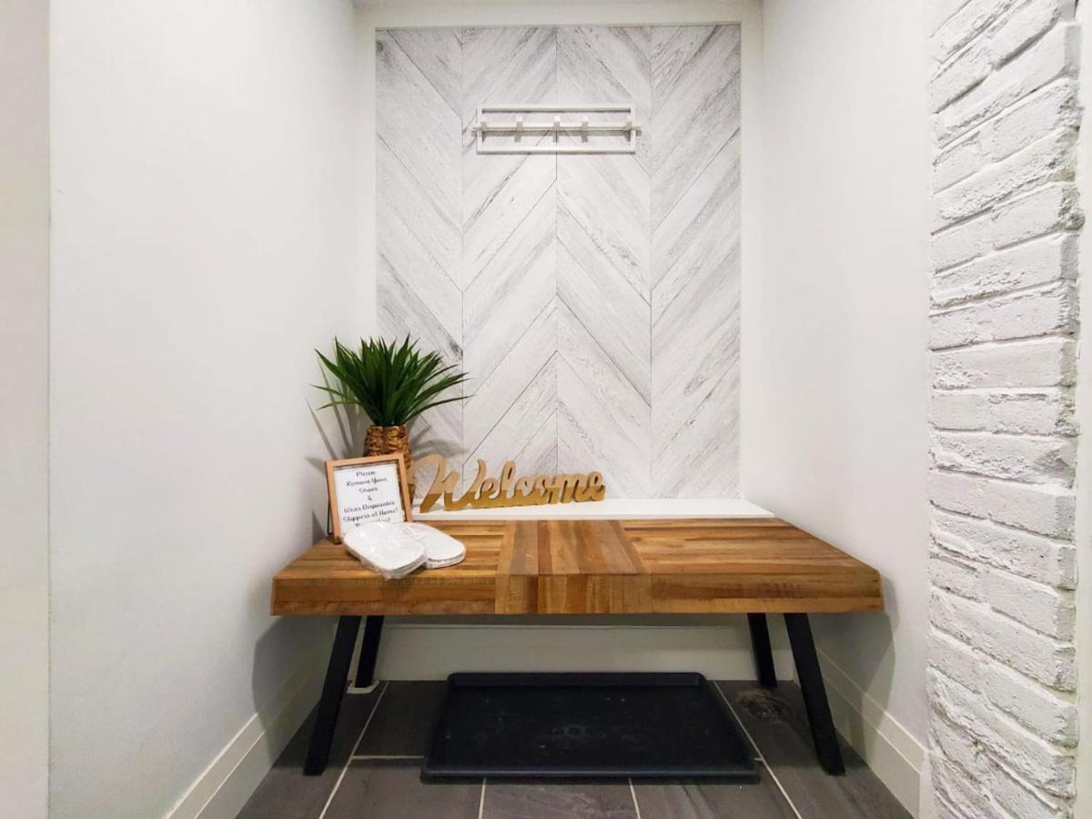 Renovated Guest Suite Near The Lake & High Park In Toronto! Zewnętrze zdjęcie
